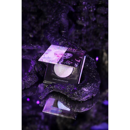Magnetic Highlighter in Dark Dreamscape