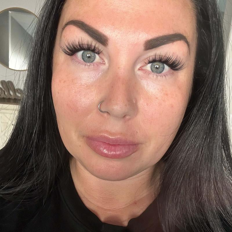 Flutterhabit Primrose Fluffy Cat Eye Cluster Lashes - DIY Lash Extensions, Medium Volume False Eyelashes, 6-Pair Set, Classic C Curl, Long-Wear Underlash Application for Cosmetic Makeup