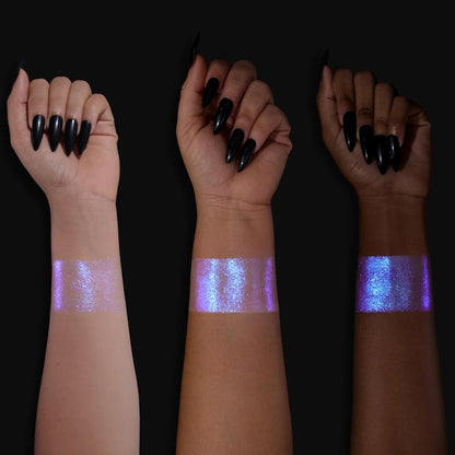 Magnetic Highlighter in Dark Dreamscape